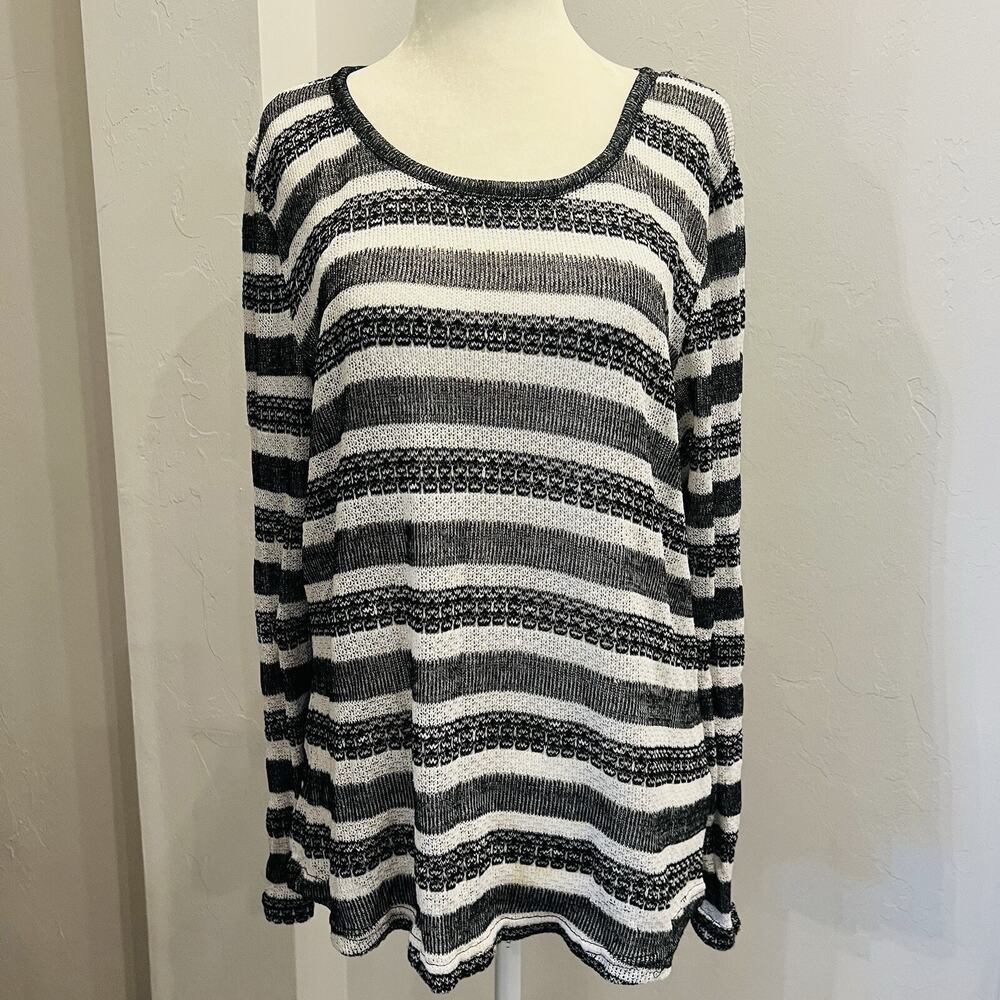 Bobbie Brooks Women’s Black White Long Sleeve top Plus Size 1X